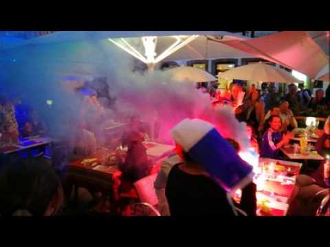 Explosion de joie à Obernai après la qualification de la France en finale de la coupe du Monde