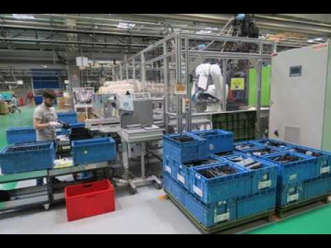 EMI à Saint-Louis : dans les coulisses d'une usine connectée