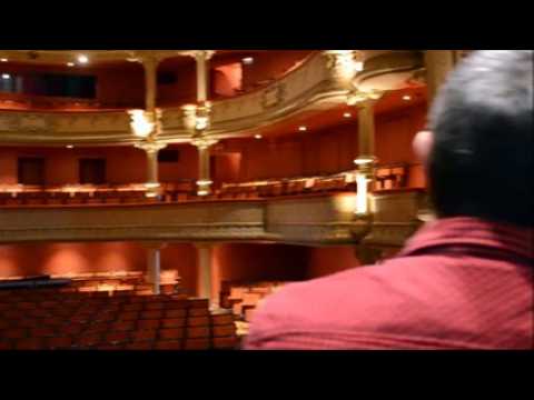 Il connaît le théâtre de Lons-le-Saunier comme sa poche