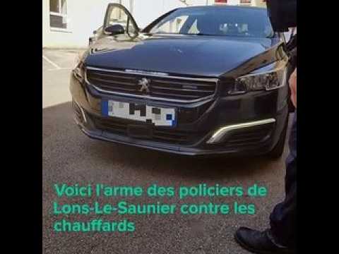 La voiture radar : l'arme des policiers de Lons-le-Saunier  contre les excès de vitesse