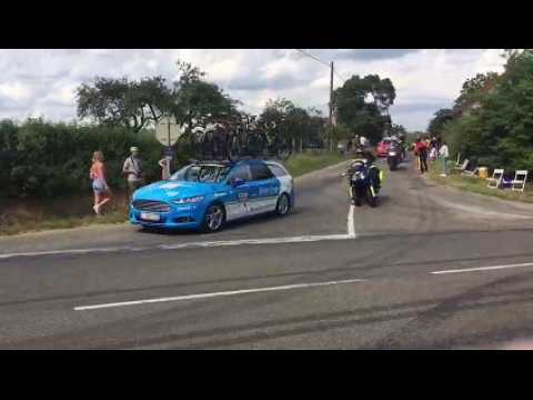 Passage des coureurs du Tour à La Chaux-en-Bresse