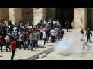 Israeli police, Palestinians worshippers clash at Jerusalem holy site