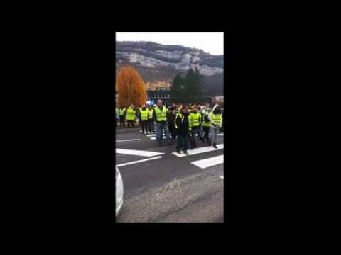 La manifestation se poursuit dans le haut Jura à Saint-Claude