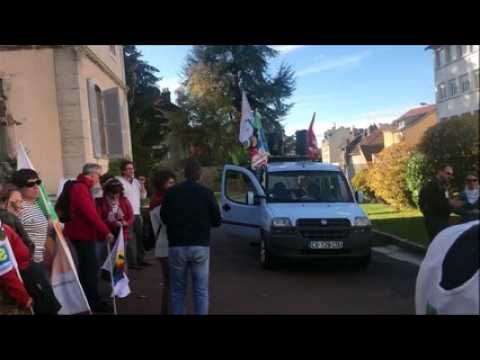 Lons-le-Saunier : les enseignants ont manifesté dans la ville