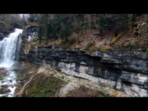 Les éboulements de la cascade du Hérisson