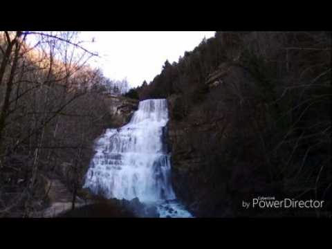 Jura - Cascades du Hérisson :  l'impressionnant débit de l'Eventail