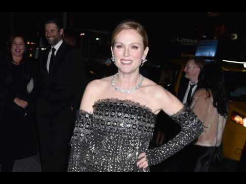 Julianne Moore inspired by family chats