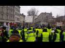 Les Gilets jaunes respectent une minute de silence
