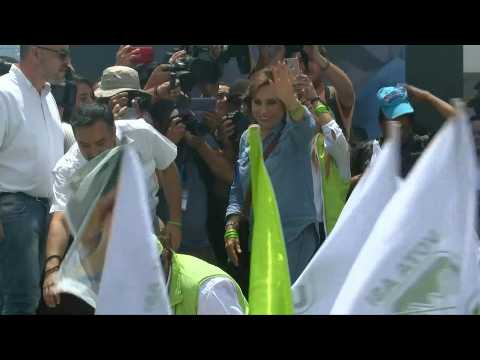 Guatemala's presidential candidate Torres arrives for final rally