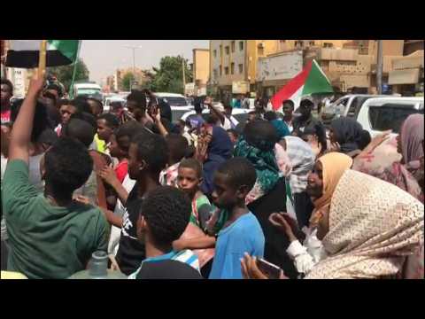 Sudanese celebrate the signing of deal on constitutional declaration