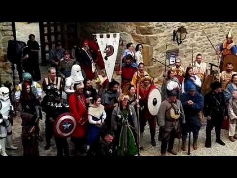 Pour la bédé  c'est la vie de château à Malbrouck