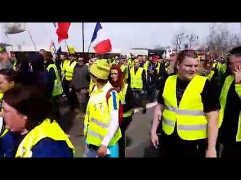 Le cortège des gilets jaunes démarre à Forbach