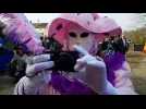 Mont-Saint-Martin : les Vénitiens  prennent la pause  pour le concours  de la meilleure  photo