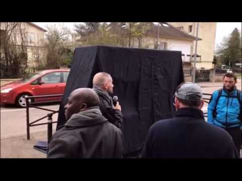 Inauguration de la boîte à  trucs dans le quartier de Bellecroix à Metz par Thomas Scuderi.
