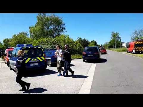 Exercice anti-terroriste au lycée de Behren : l’évacuation d’un otage