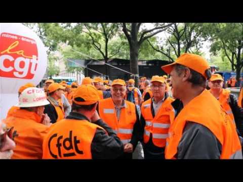 Amiante : 300 mineurs lorrains manifestent à Paris
