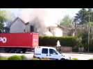 Maison en feu à Sainte-Marie-aux-Chênes