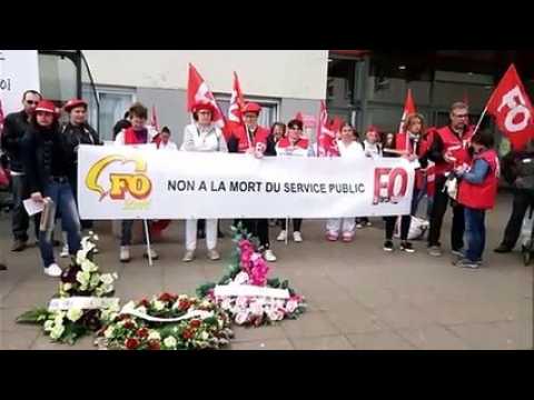 Sarreguemines : une marche funèbre contre la destruction du service public