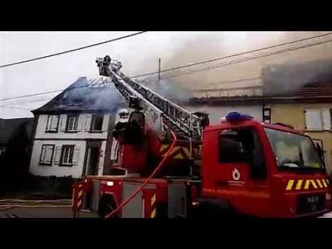 Important incendie dans une ferme  de Metting