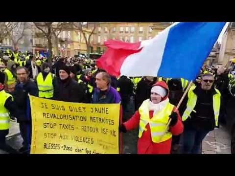 Départ du cortège des gilets jaunes à Metz