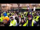 Rassemblement des gilets jaunes sur la place de la République à Metz