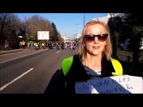 Thionville : " le rond-point où tout a commencé" pour Aline, gilet jaune de la première heure