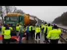 Gilets jaunes sur autoroute entre  Stiring Wendel  et Forbach