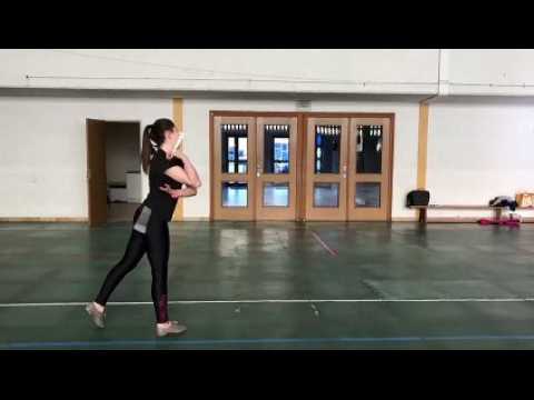 Club de twirling bâton à Woustviller : les trois font la paire