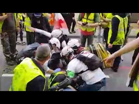 Gilets jaunes à Metz : dispersion, charge et premier blessé