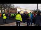 Manif des parents et élèves de l'école Maud Fontenoy à Sarreguemines contre la fermeture d'une classe.