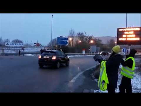 Gilets jaunes: le rond-point de Hambach évacué ce matin par une cinquantaine de gendarmes