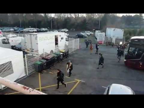 L'arrivée des joueurs du FC Metz à Saint-Symphorien avant le derby