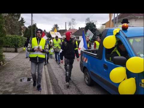 L'anniversaire des 4 mois redonne des couleurs au mouvement des Gilets jaunes