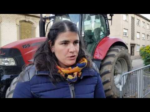 Forbach : les agriculteurs dialoguent avec la sous-préfète