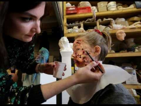 Metz : une pro du maquillage vous explique comment vous transformer en zombie pour Halloween