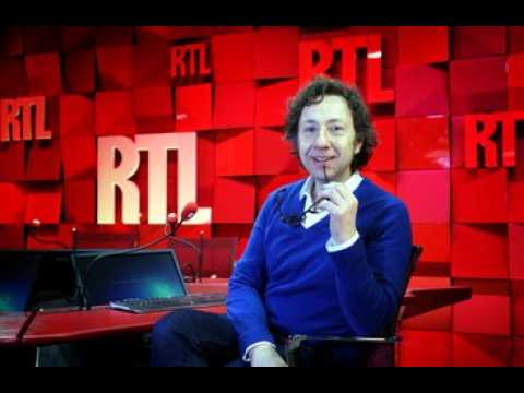 Stéphane Bern et l'Eurovision : "Pour une fois qu'il y a une raison d'aimer l'Europe, aimons-la !"