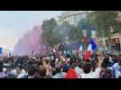 La Marseillaise entonnée sur les Champs-Elysées