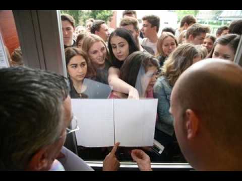 Résultats du Bac : beaucoup d'émotion au lycée de la Communication de Metz