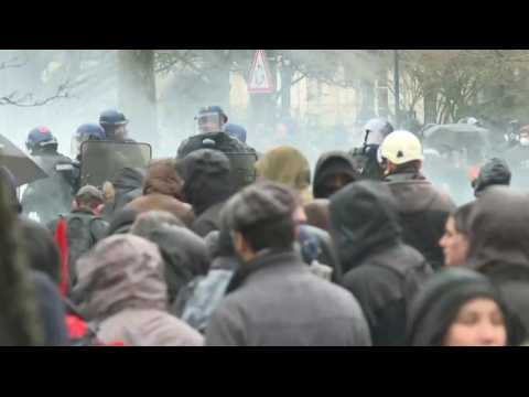 Teargas used during anti-pension reform protest in Nantes