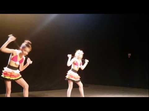 Démonstratrion du club de Twirling Bâton de Maisonsgoutte à la cérémonie de voeux à la communauté de communes de la vallée de Villé