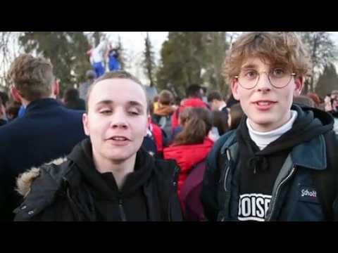 les Youtubeurs McFly et Carlito de passage à Épinal