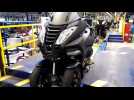 Le 20 000e Metropolis sort des lignes de l'usine Peugeot motocycles à Mandeure