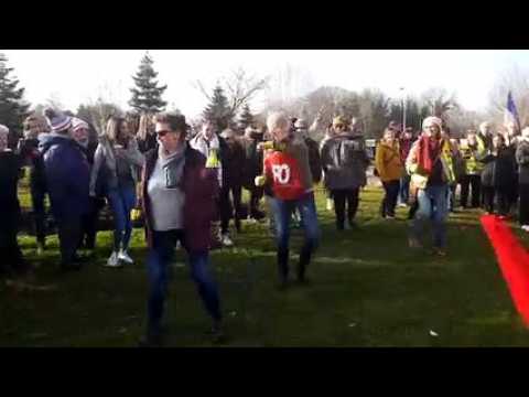 Manif contre la réforme des retraites flashmob à Montbéliard