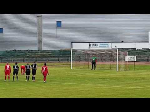 Antony Rigole a enfilé les gants de gardien pour arrêter un penalty lors de Jarville-Piennes en Coupe du Grand Est (1-2) !