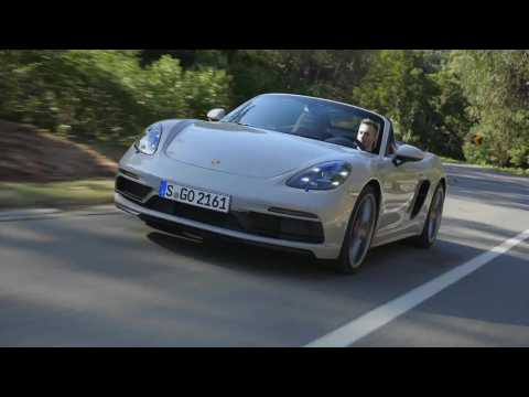 The new Porsche 718 Boxster GTS 4.0 in Crayon Driving Video