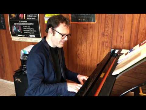 Cédric Hanriot voyage en musique