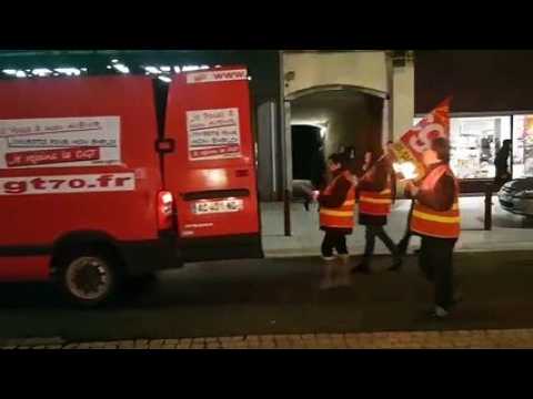 À Vesoul des chaussures sur la permanence des marcheurs LREM