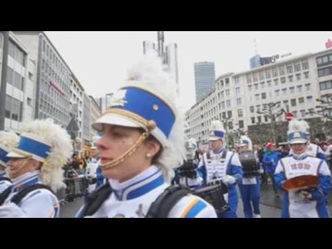 Thousands of people take part in the Frankfurt carnival