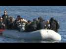 Greece: a boat loaded with migrants arrives on Lesbos island