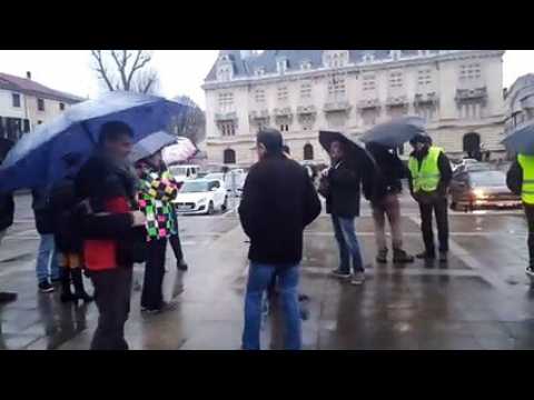 Un rassemblement anti 49.3 à Bar-le-Duc